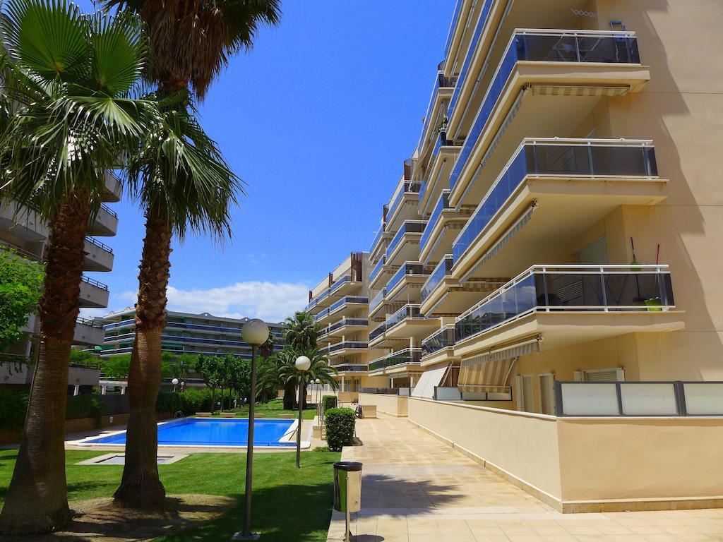 Rentalmar Ventura Village Salou Buitenkant foto
