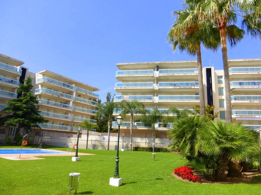 Rentalmar Ventura Village Salou Buitenkant foto